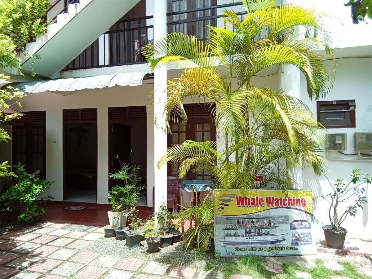 Mila Rest Garden Hotel Mirissa Exterior photo